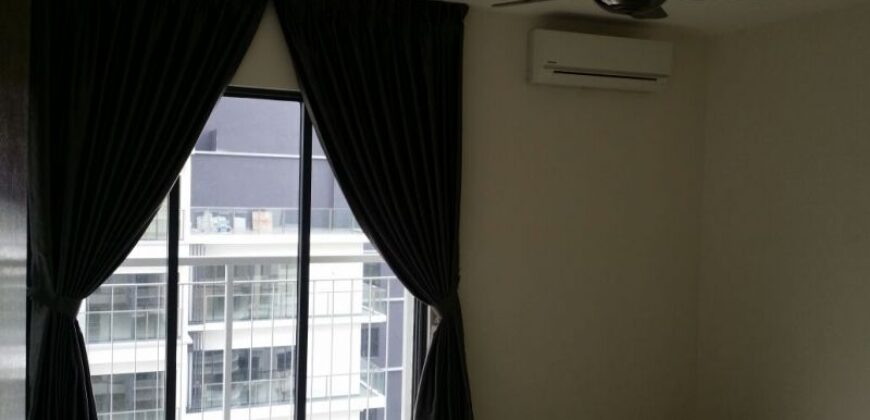 Maisson ara damansara  semi-furnished rent