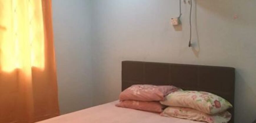 Kelana puteri  semi-furnished rent