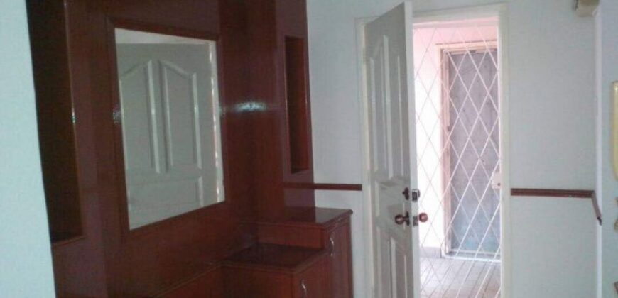 Kelana puteri  semi-furnished rent