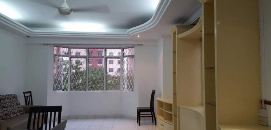 Kelana puteri  semi-furnished rent