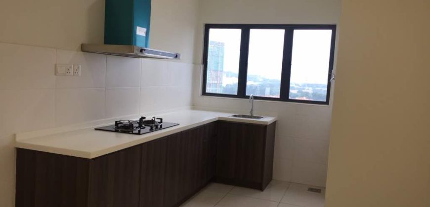 Maisson ara damansara  semi-furnished rent