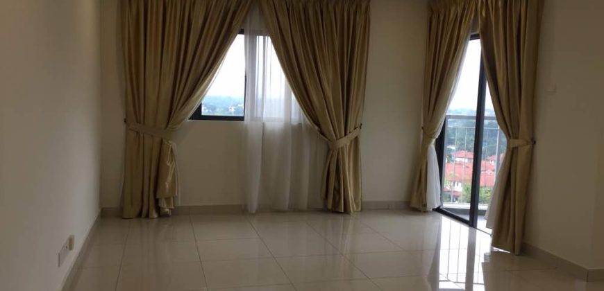 Maisson ara damansara  semi-furnished rent