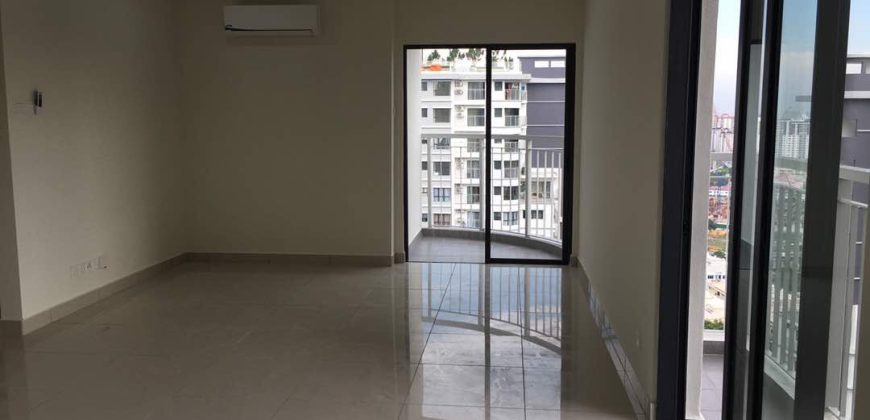 Maisson ara damansara  semi-furnished rent