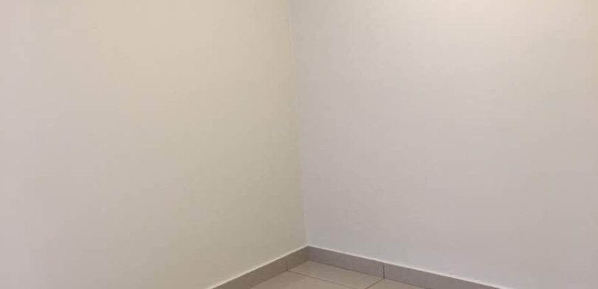 Maisson ara damansara  semi-furnished rent