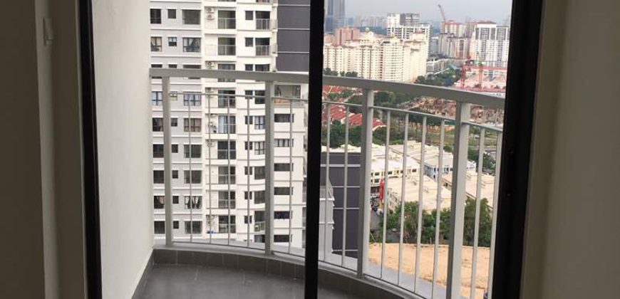 Maisson ara damansara  semi-furnished rent