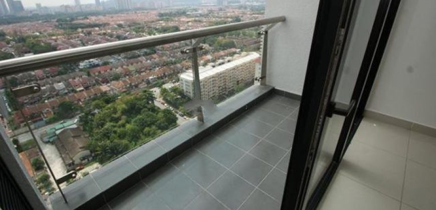 Glomac centro service apartment  fully furnished sale