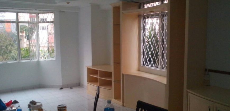 Kelana puteri  semi-furnished sale