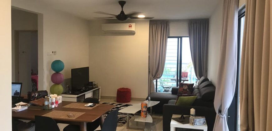 Maisson ara damansara  semi-furnished rent