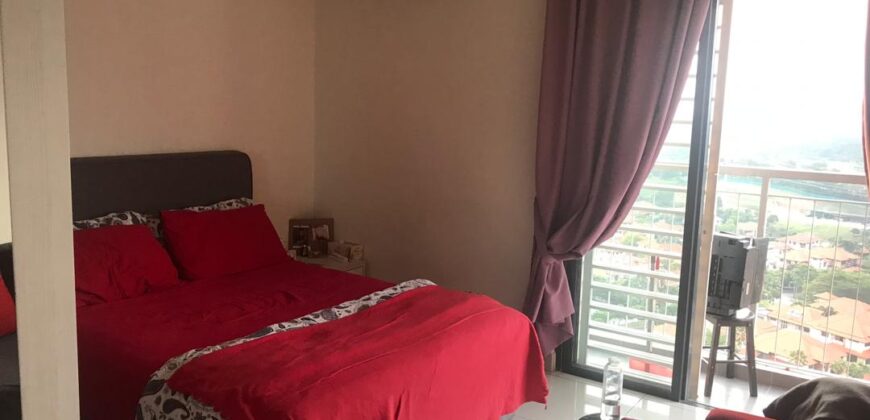 Maisson ara damansara  semi-furnished rent