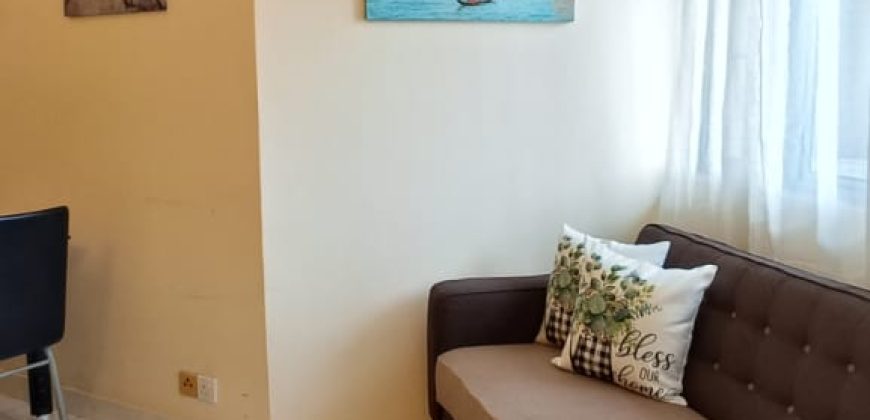 Riana green condominium  semi-furnished rent