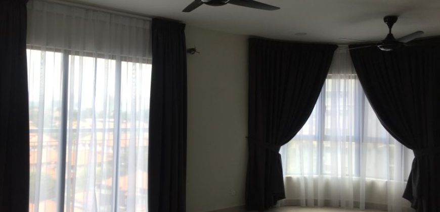 Maisson ara damansara  semi-furnished rent