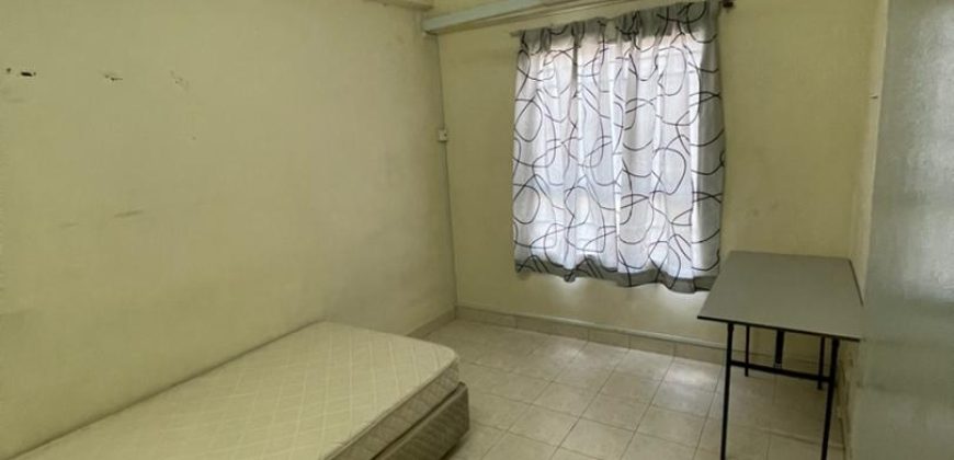 D’aman ria  semi-furnished rent