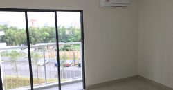 Maisson ara damansara  semi-furnished rent