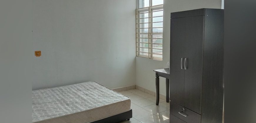 Kelana sentral  fully furnished rent