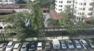 Kelana square  semi-furnished rent